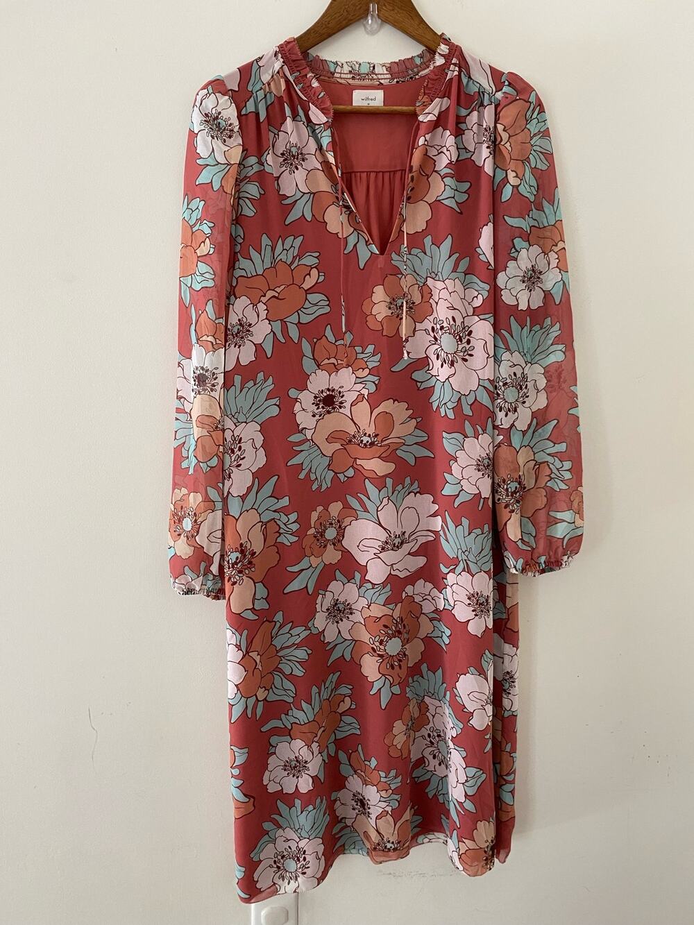 Wilfred Aritzia Molly Babydoll Midi Dress M Long Sleeve Floral Flowy Peachy Pink